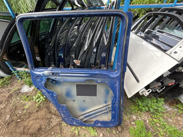 bontott VW TOURAN Bal hátsó Ajtó (Üres lemez)
