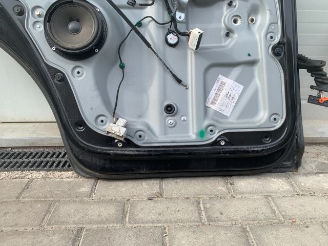 bontott VW TOURAN Bal hátsó Ajtó (Üres lemez)