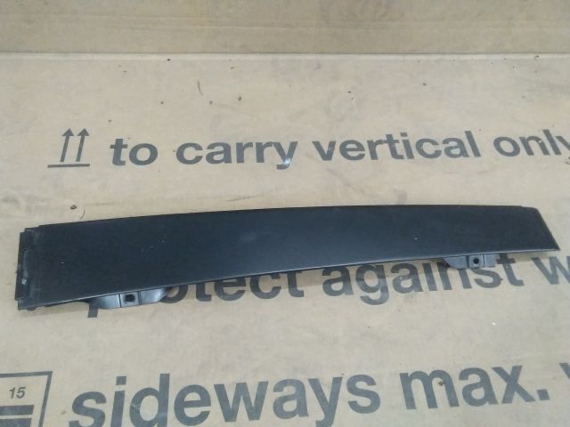 bontott VW TOURAN Bal hátsó Ajtókeret Burkolat