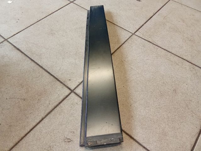 bontott VW TOURAN Bal hátsó Ajtókeret Burkolat