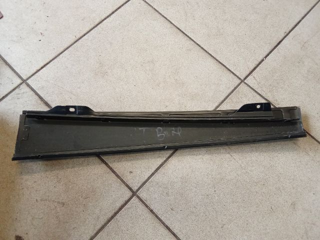 bontott VW TOURAN Bal hátsó Ajtókeret Burkolat