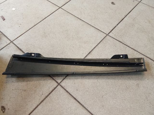 bontott VW TOURAN Bal hátsó Ajtókeret Burkolat