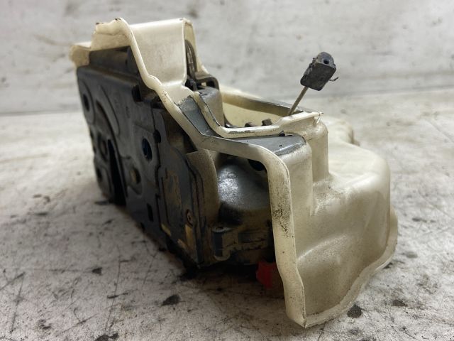 bontott VW TOURAN Bal hátsó Ajtózár