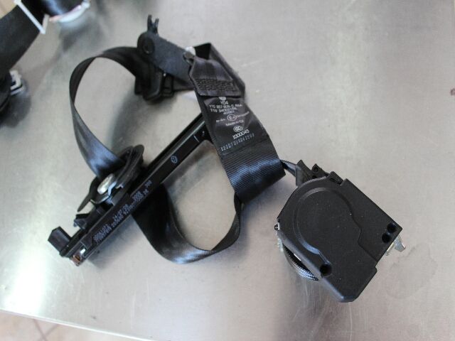 bontott VW TOURAN Bal hátsó Biztonsági Öv