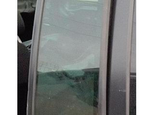 bontott VW TOURAN Bal hátsó Fixüveg (Ajtóban)