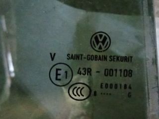bontott VW TOURAN Bal hátsó Fixüveg (Ajtóban)