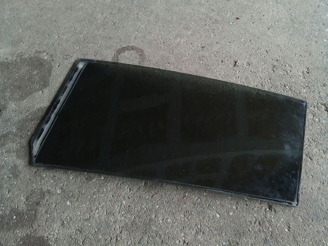 bontott VW TOURAN Bal hátsó Fixüveg (Ajtóban)