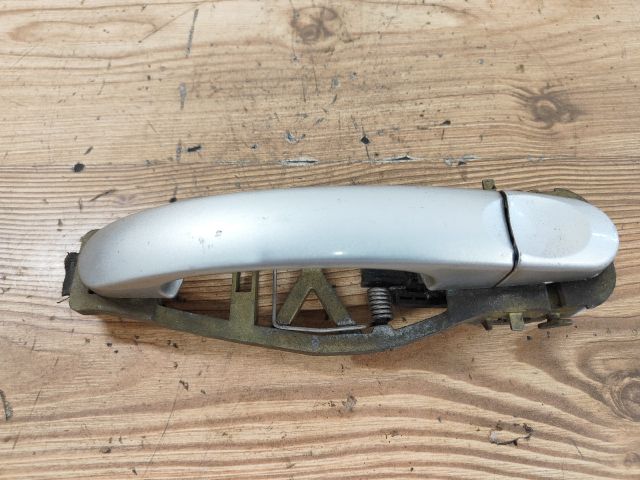 bontott VW TOURAN Bal hátsó Külső Kilincs