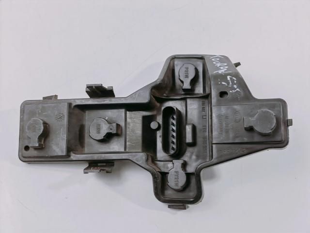 bontott VW TOURAN Bal Hátsó Lámpa Foglalat