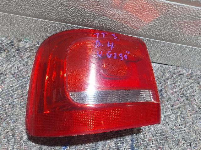 bontott VW TOURAN Bal Hátsó Lámpa