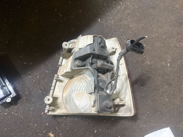 bontott VW TOURAN Bal Hátsó Lámpa