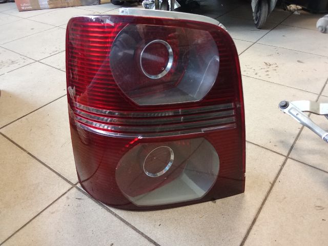 bontott VW TOURAN Bal Hátsó Lámpa