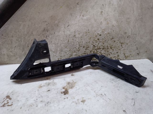 bontott VW TOURAN Bal hátsó Oldal Lökhárító Tartó (Műanyag)