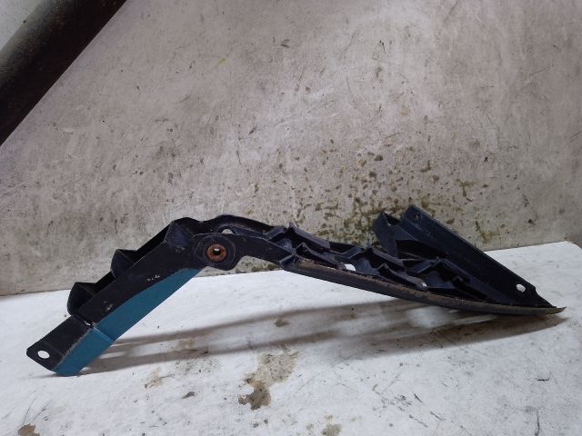 bontott VW TOURAN Bal hátsó Oldal Lökhárító Tartó (Műanyag)