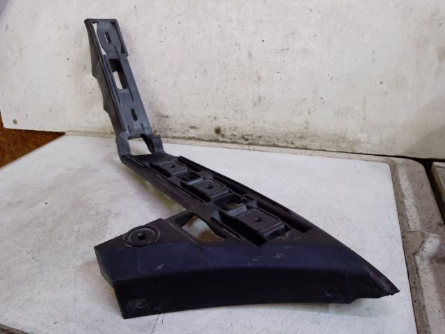 bontott VW TOURAN Bal hátsó Oldal Lökhárító Tartó (Műanyag)