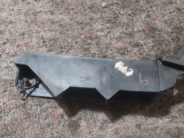 bontott VW TOURAN Bal hátsó Oldal Lökhárító Tartó (Műanyag)