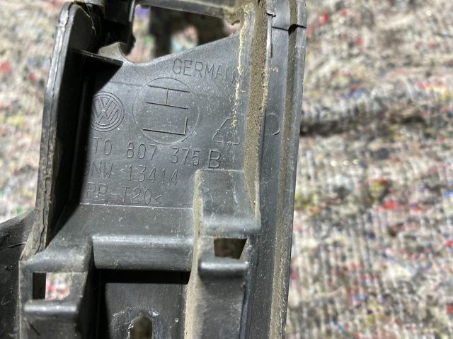 bontott VW TOURAN Bal hátsó Oldal Lökhárító Tartó (Műanyag)