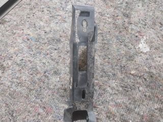 bontott VW TOURAN Bal hátsó Oldal Lökhárító Tartó (Műanyag)