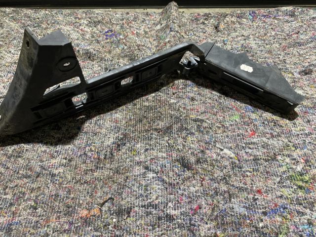 bontott VW TOURAN Bal hátsó Oldal Lökhárító Tartó (Műanyag)