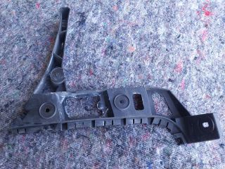 bontott VW TOURAN Bal hátsó Oldal Lökhárító Tartó (Műanyag)