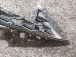 bontott VW TOURAN Bal hátsó Oldal Lökhárító Tartó (Műanyag)