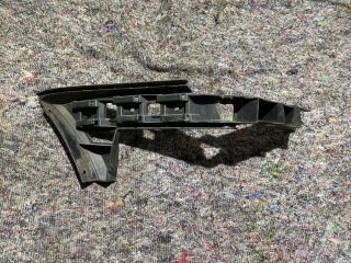 bontott VW TOURAN Bal hátsó Oldal Lökhárító Tartó (Műanyag)