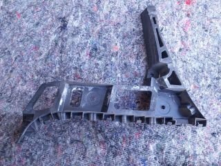 bontott VW TOURAN Bal hátsó Oldal Lökhárító Tartó (Műanyag)