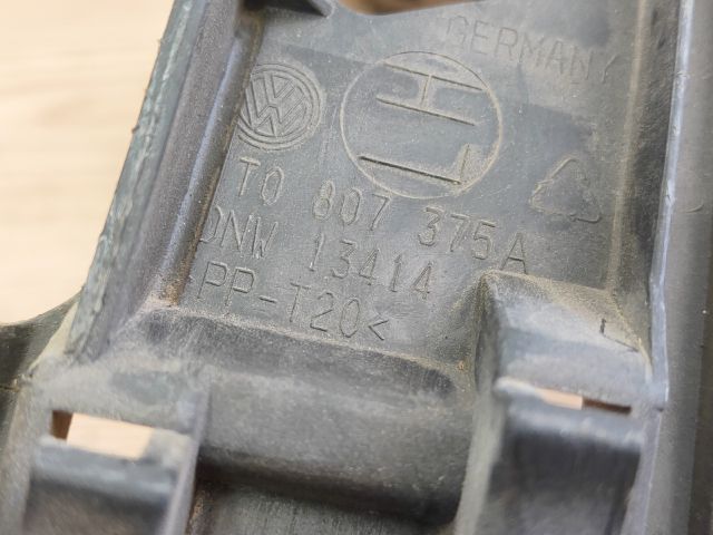 bontott VW TOURAN Bal hátsó Oldal Lökhárító Tartó (Műanyag)