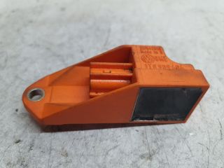 bontott VW TOURAN Bal hátsó Oldal Ütközés Érzékelő