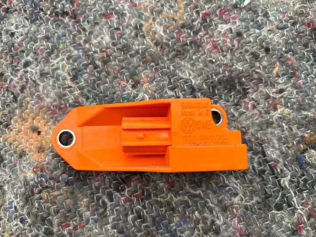 bontott VW TOURAN Bal hátsó Oldal Ütközés Érzékelő