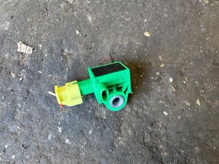 bontott VW TOURAN Bal hátsó Oldal Ütközés Érzékelő