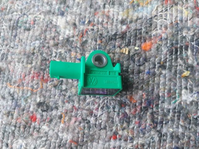 bontott VW TOURAN Bal hátsó Oldal Ütközés Érzékelő