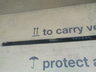 bontott VW TOURAN Bal hátsó Vízlehúzó Gumicsík