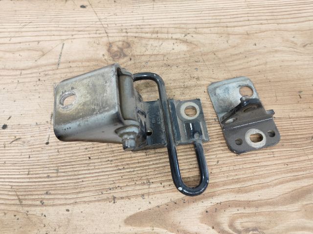 bontott VW TOURAN Bal hátsó Zsanér