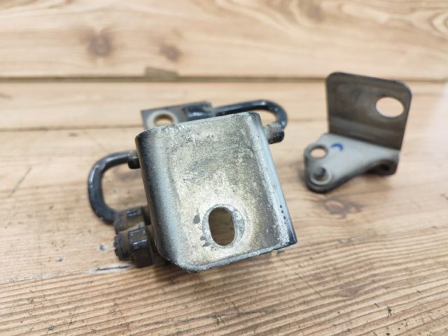 bontott VW TOURAN Bal hátsó Zsanér