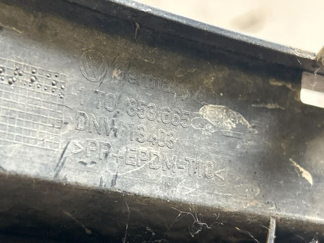 bontott VW TOURAN Bal Ködlámpa Rács