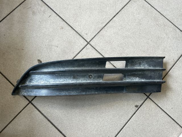 bontott VW TOURAN Bal Ködlámpa Rács