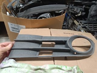 bontott VW TOURAN Bal Ködlámpa Rács