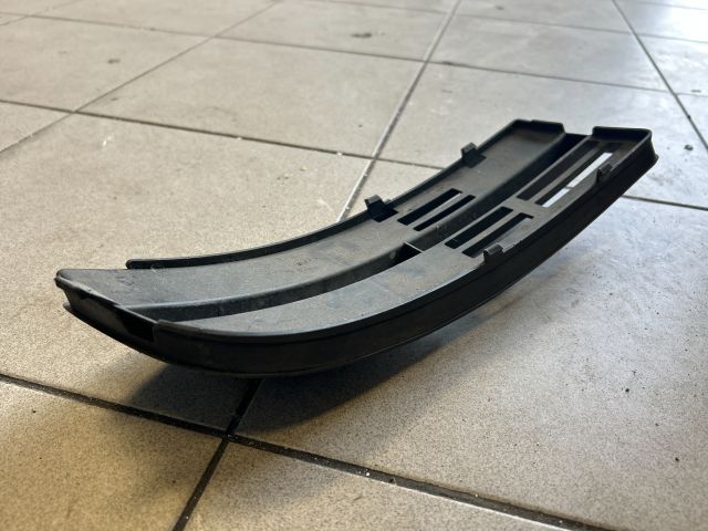 bontott VW TOURAN Bal Ködlámpa Rács