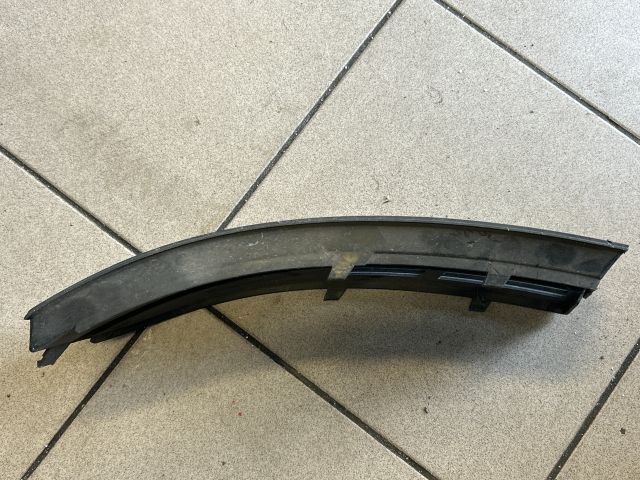 bontott VW TOURAN Bal Ködlámpa Rács