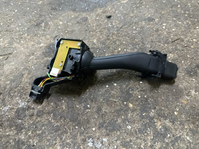 bontott VW TOURAN Bal Kormánykapcsoló Irányjelző (Tempomatos)