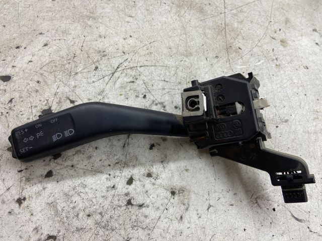 bontott VW TOURAN Bal Kormánykapcsoló Irányjelző