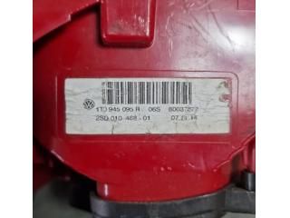 bontott VW TOURAN Bal Külső Hátsó Lámpa