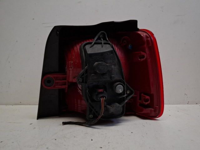 bontott VW TOURAN Bal Külső Hátsó Lámpa