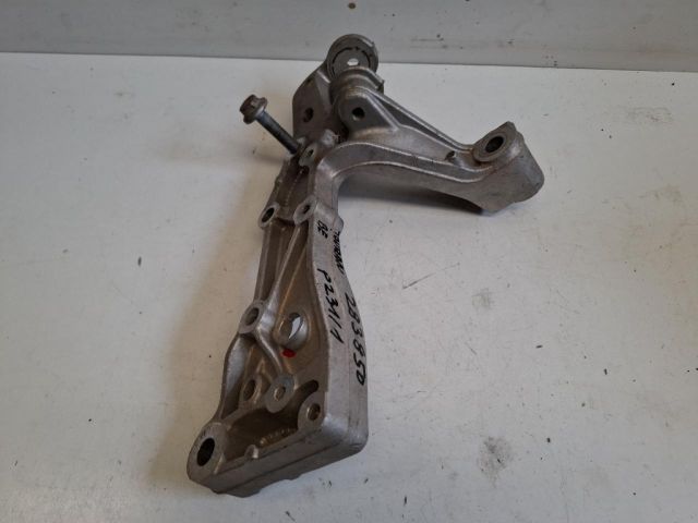 bontott VW TOURAN Bal Lengőkar Tartó