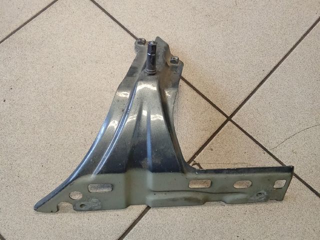 bontott VW TOURAN Bal Sárvédő Oldaltartó