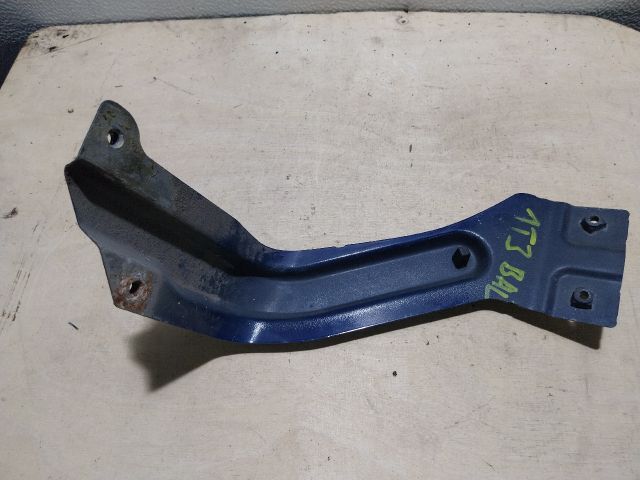 bontott VW TOURAN Bal Sárvédő Oldaltartó