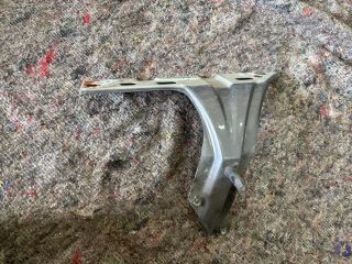 bontott VW TOURAN Bal Sárvédő Oldaltartó