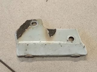 bontott VW TOURAN Bal Sárvédő Oldaltartó