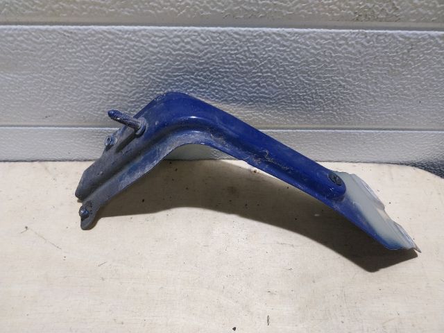 bontott VW TOURAN Bal Sárvédő Oldaltartó